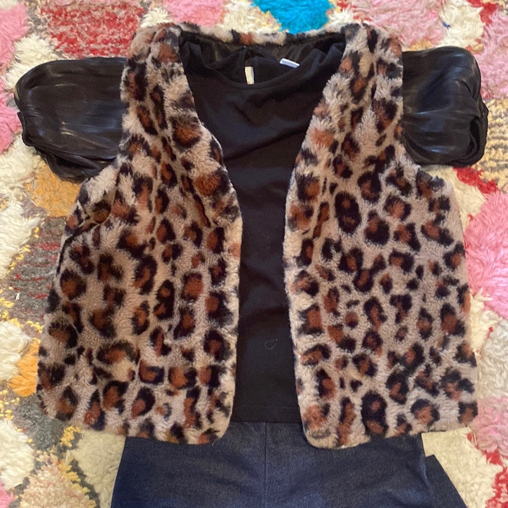 Cat & Jack Fuzzy leopard vest